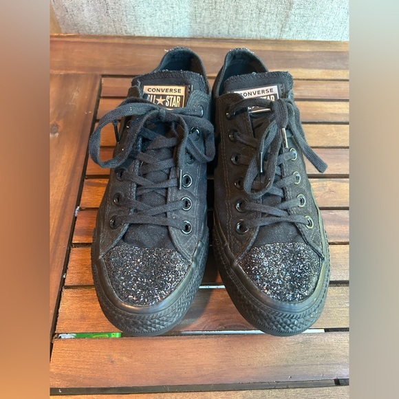 Converse All-Star Women’s Black on Black Sparkle  Toe Sneakers, Sz 8 - Picture 1 of 5